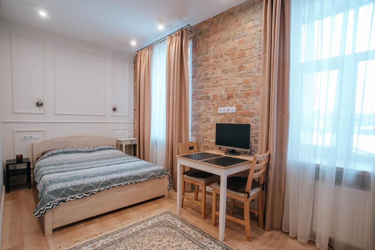 Stylish Latvian-Style Studio Apartment Near City Center, Parks, Cafes & Public Transit Рига Екстер'єр фото